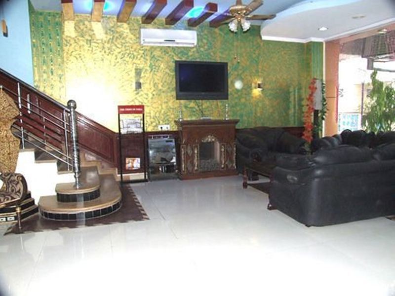 Hotel Raunak International New Delhi Inreriör bild